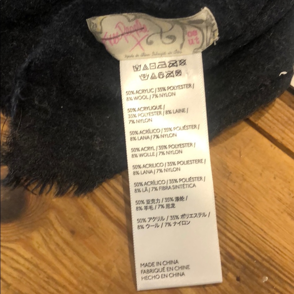 Free People Washed black All I need travel scarf - Picture 3 of 6
